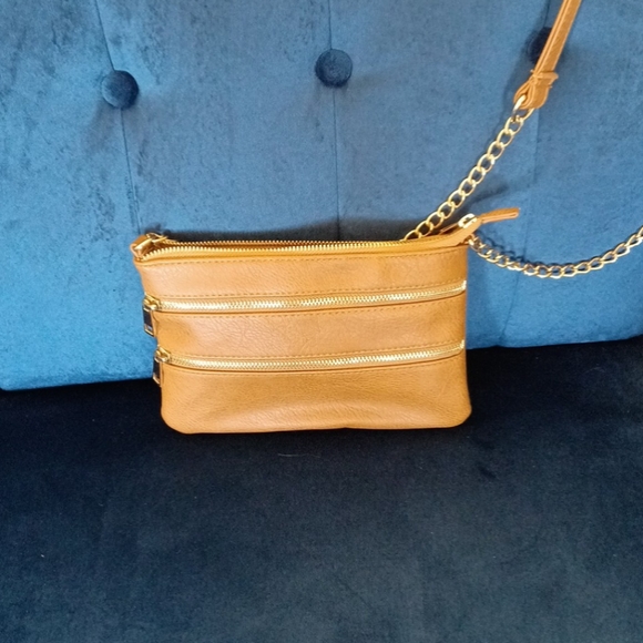 K-Studio Tan Leather Purse w/ Gold Chain  Strap - Picture 3 of 6